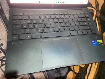 Notebook HP Pavilion Plus 14" Core i7 - miniatura 4