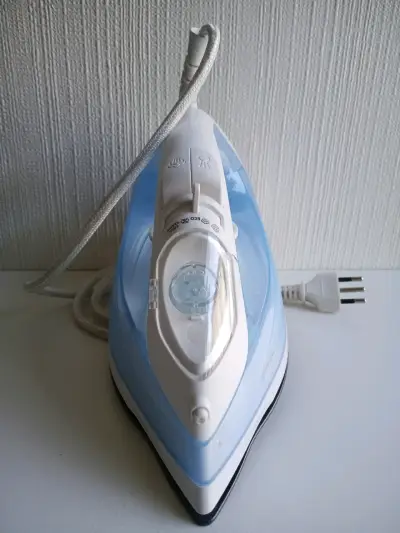 Plancha PHILIPS Convencional a Vapor 2000W - miniatura 6