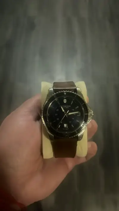 Reloj Victorinox Maverick, modelo 241863 - miniatura 3