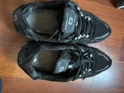 Zapatillas Nike Shox negras para hombre - miniatura 3