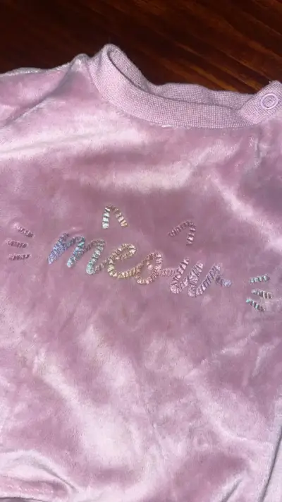 Lote polerones rosado infantil con diseño - miniatura 5