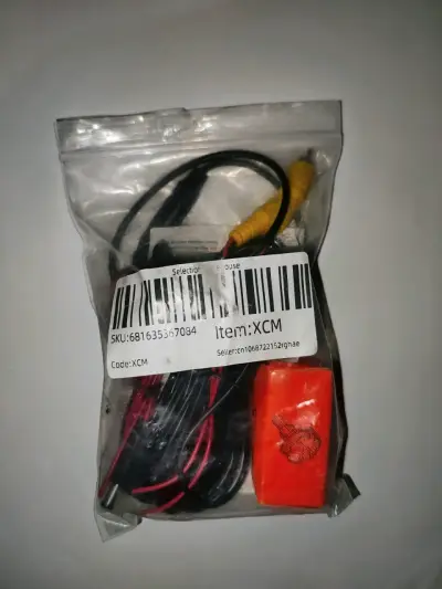 Cámara de Retroceso para auto con cables - miniatura 2