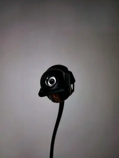 Cámara de Retroceso para auto con cables - miniatura 3