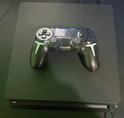 Consola PS4(desbloqueada version 12.52) - miniatura 1