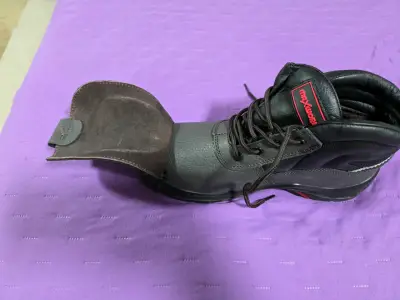 Botas de seguridad negras con refuerzo - miniatura 3