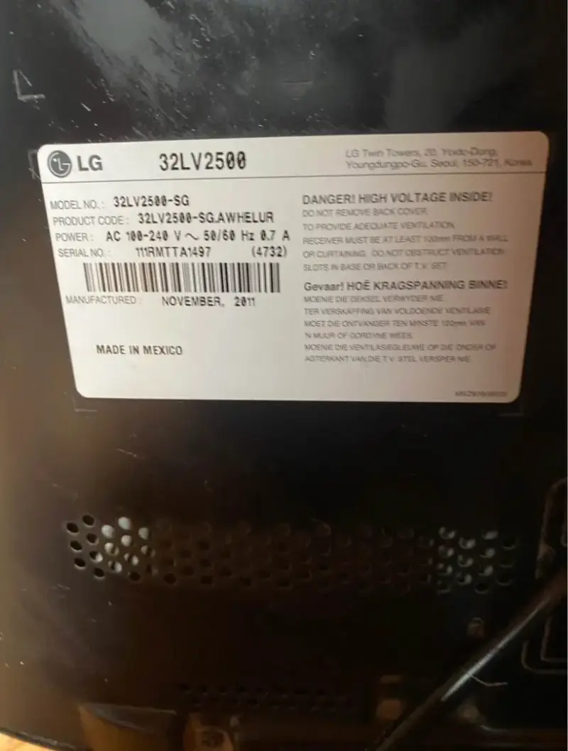 Televisor LG de 32 pulgadas en buen estado - 2
