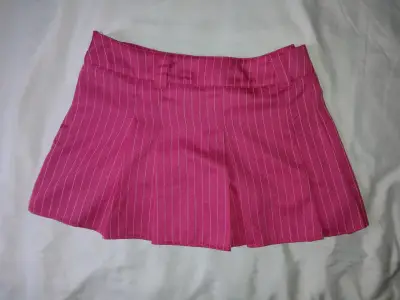Mini falda rosa a rayas para mujer - miniatura 1