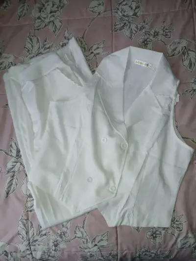 Conjunto de chaleco y pantalón blanco Long Da - miniatura 1