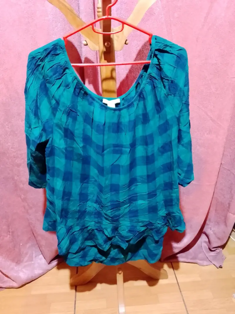 Blusa a cuadros azul de manga larga