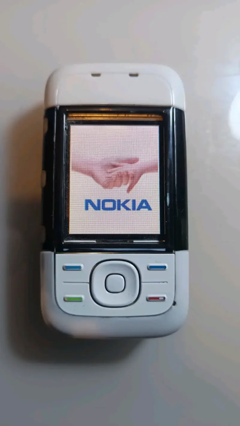 Nokia 5200 funcionando - 2