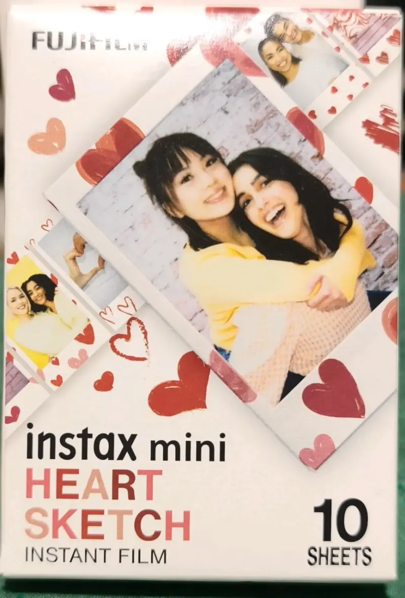 Película Fujifilm Instax Mini Heart Sketch