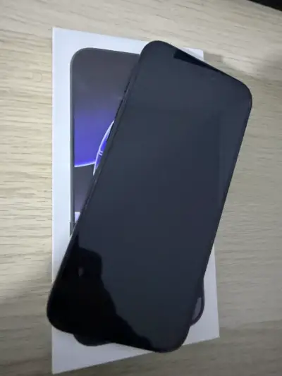 iPhone 16 pro max - miniatura 1