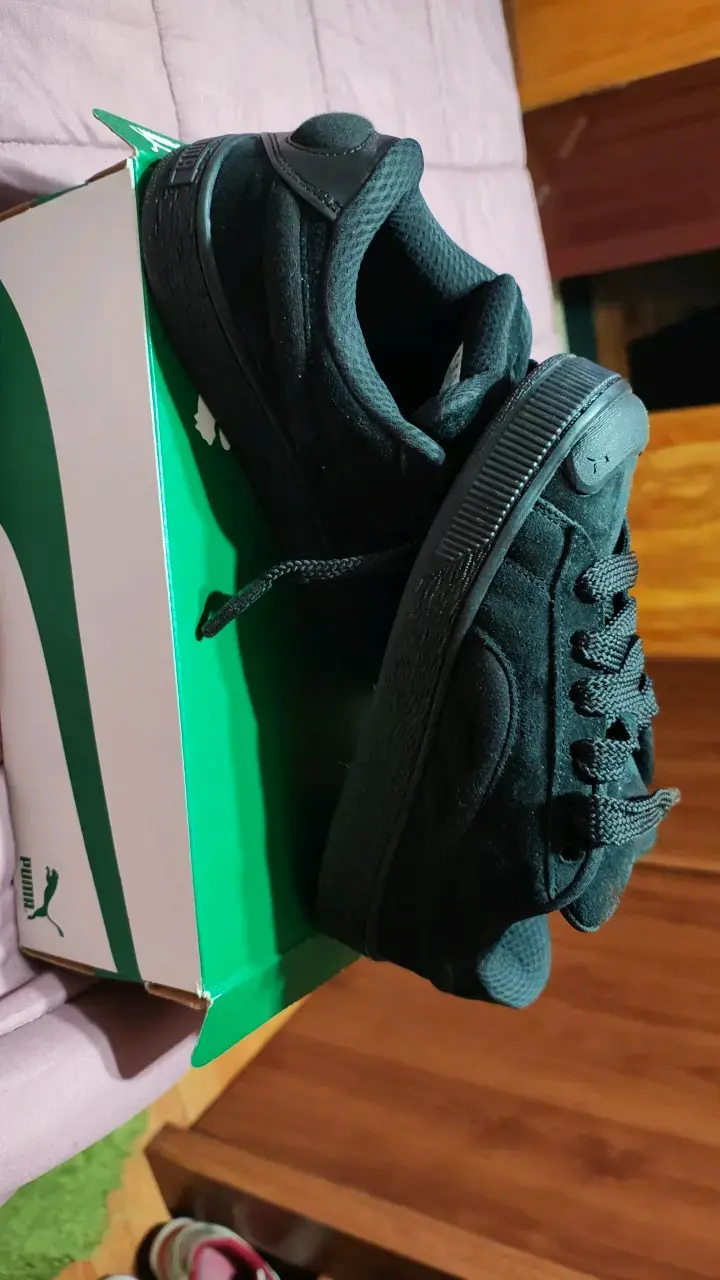Zapatillas negras Puma clásicas - 1
