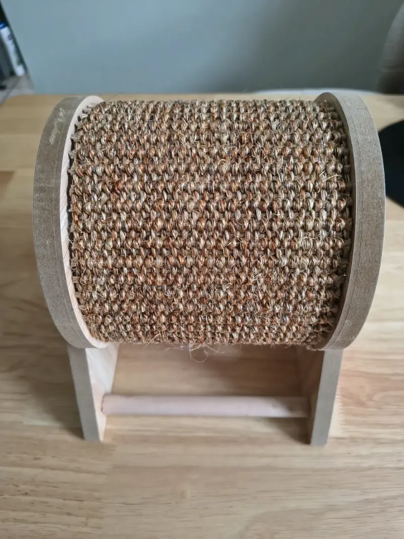 Rascador de madera para gatos - 2