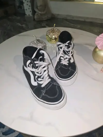 Zapatillas Vans negras de caña alta - miniatura 2