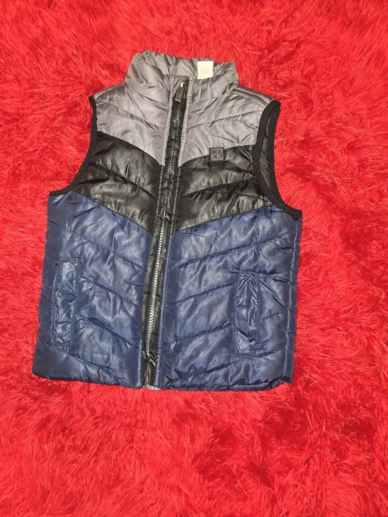 Chaleco acolchado Calvin Klein azul y negro - 1
