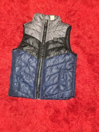 Chaleco acolchado Calvin Klein azul y negro - miniatura 1
