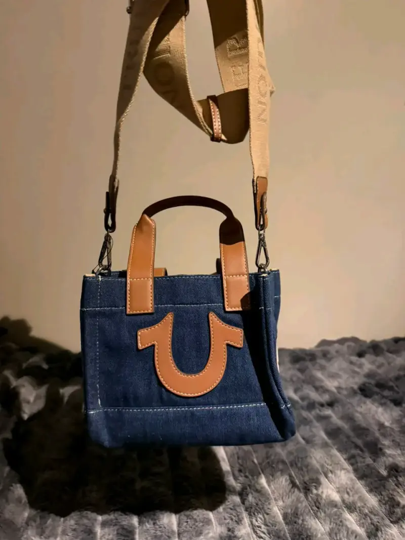Bolso de mezclilla True Religion - 2