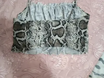 Top de tirantes estampado serpiente - miniatura 2