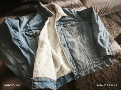 Chaqueta de mezclilla con forro de borrego - miniatura 1