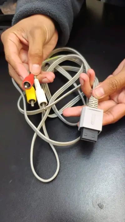Cable AV para consola Nintendo Wii / Wii U - miniatura 1