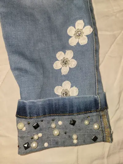 Jeans colombianos con flores bordadas talla 36 - miniatura 3