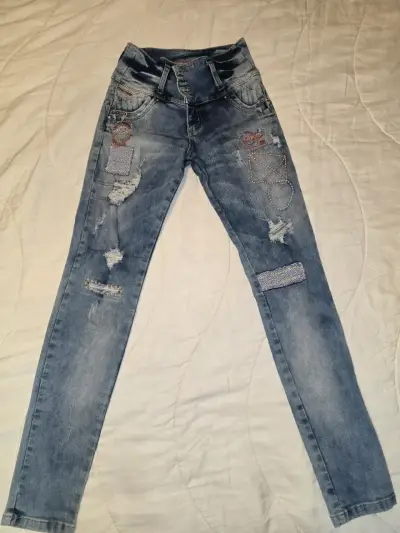 Jeans colombianos desgastados talla 38 - miniatura 2
