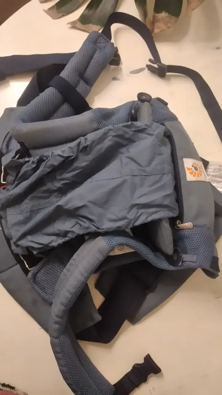 Portabebés Ergobaby azul ergonómico - 5
