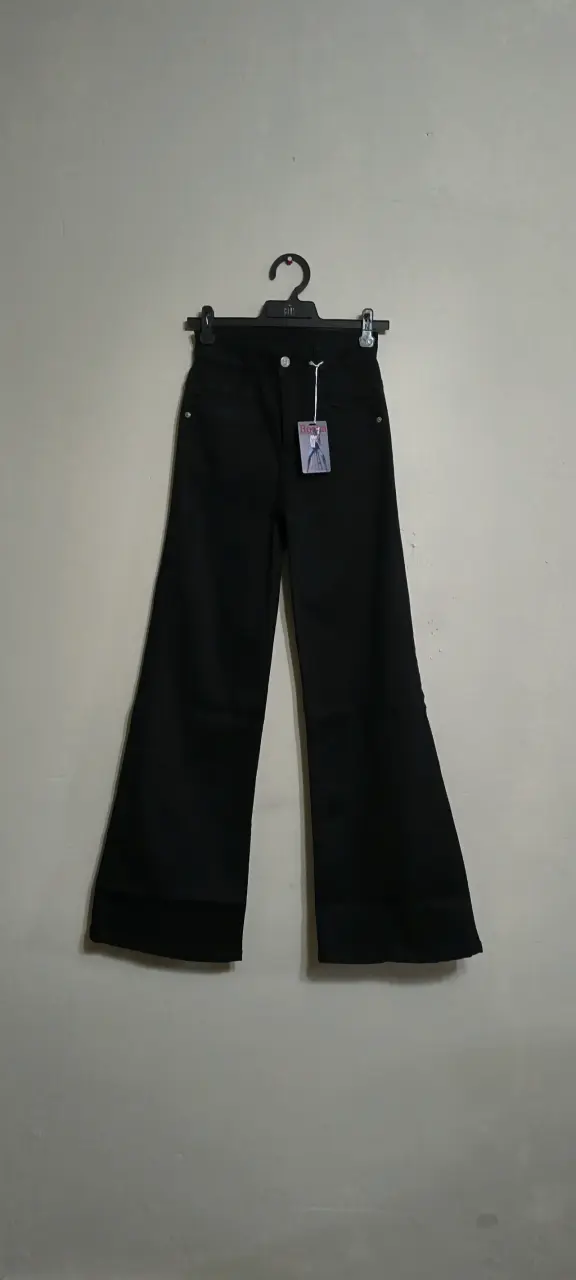 Jeans negros nuevos - 1