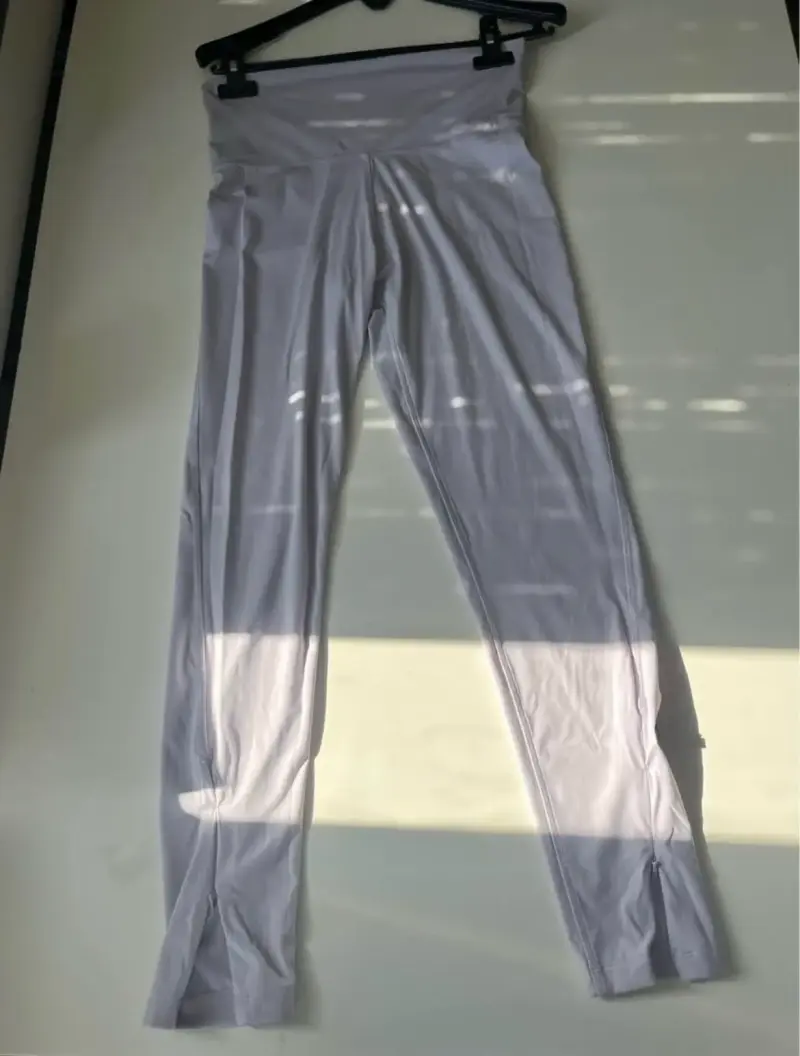 Leggings deportivos morado claro para mujer - 2