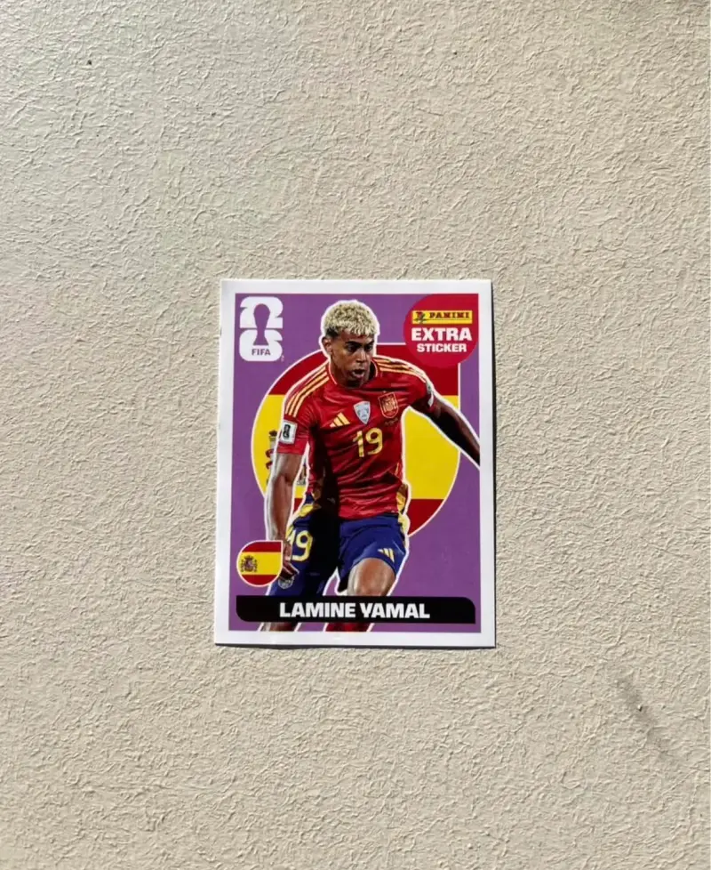 Lámina Panini FIFA Extra Sticker Lamine Yamal - 1