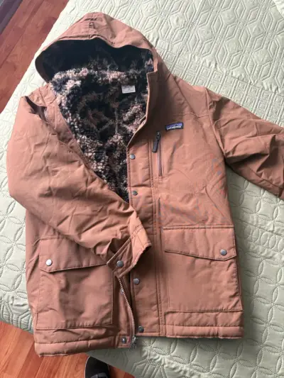 Chaqueta Patagonia marrón con forro de lana - miniatura 1