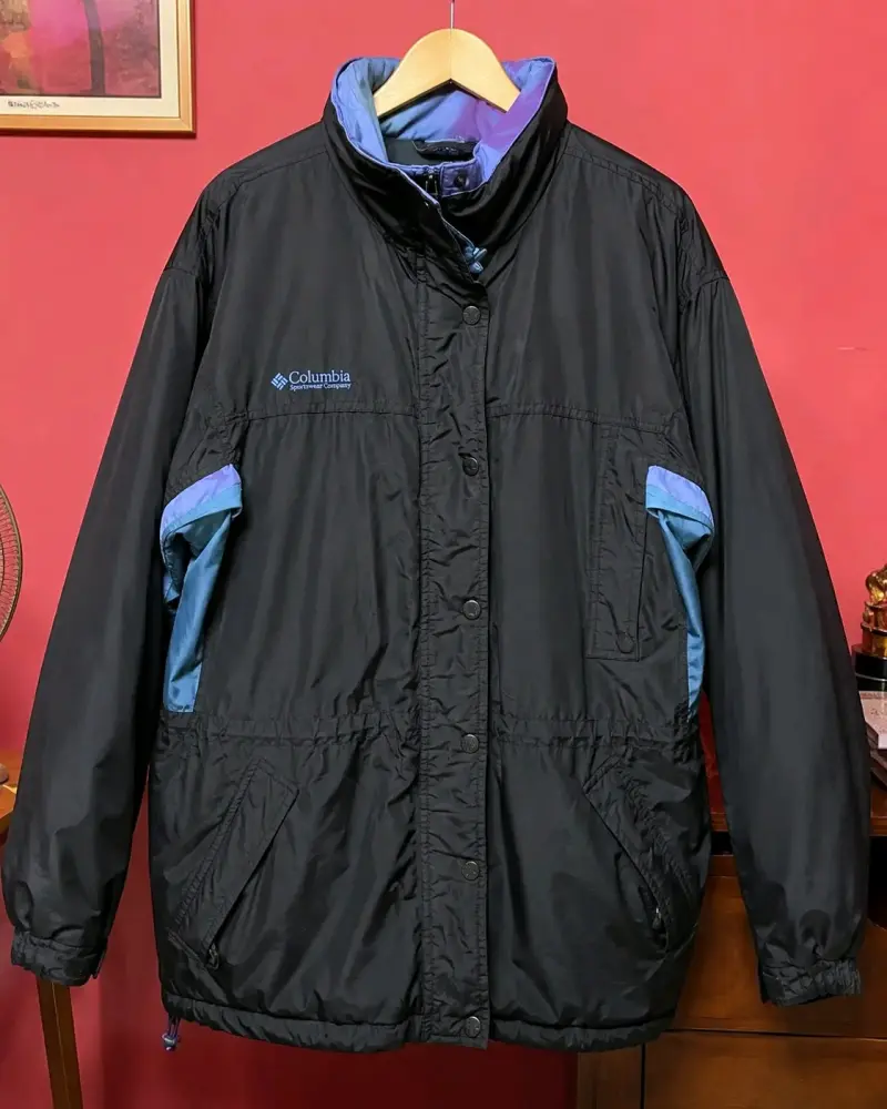 Chaqueta Columbia negra impermeable