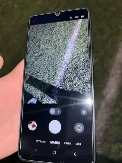 Smartphone Samsung Galaxy en buen estado - miniatura 5