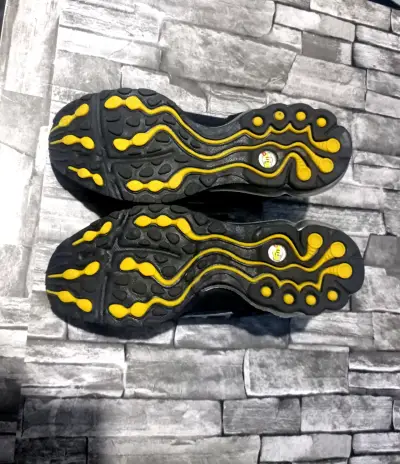 Zapatillas Nike TN Originales talla 41/26cm - miniatura 3