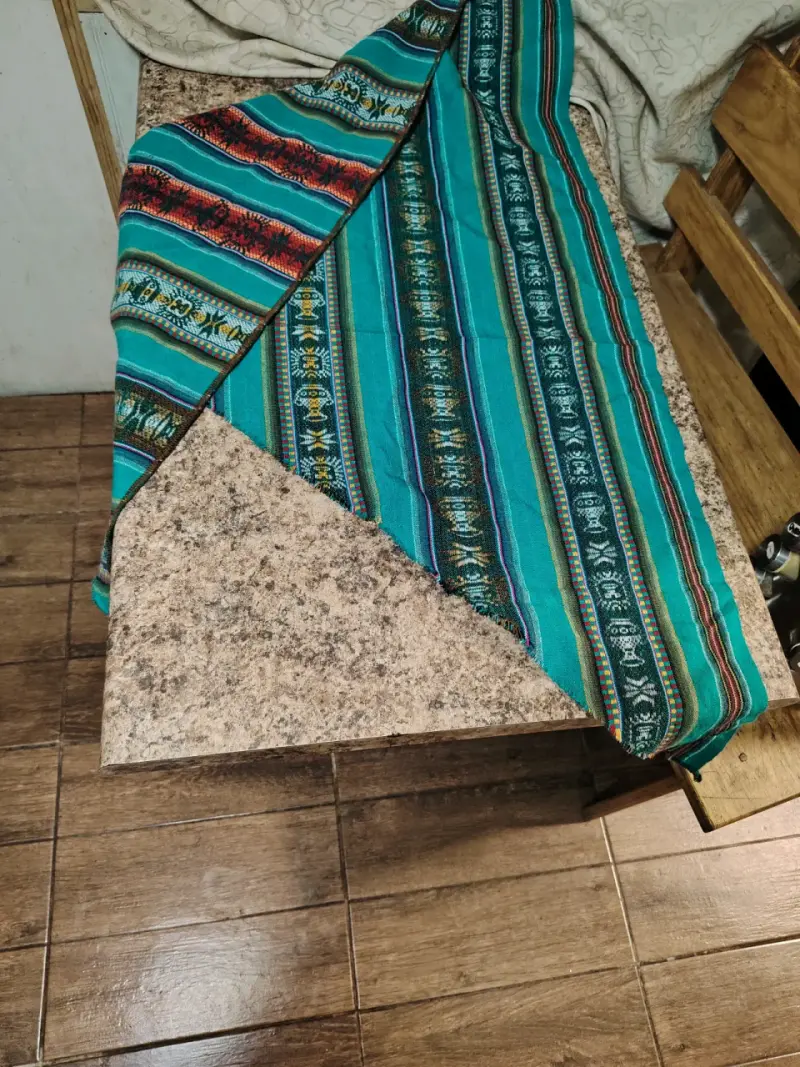 Tela artesanal andina multicolor - 2
