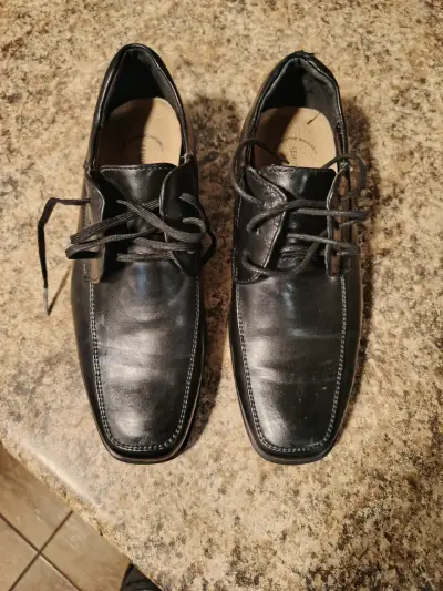 Zapatos de cuero negro para hombre - miniatura 5