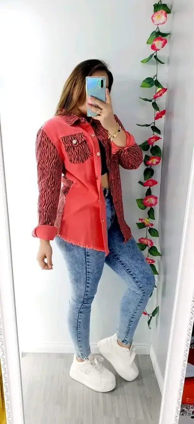 Chaqueta de mezclilla con estampado animal print - miniatura 4