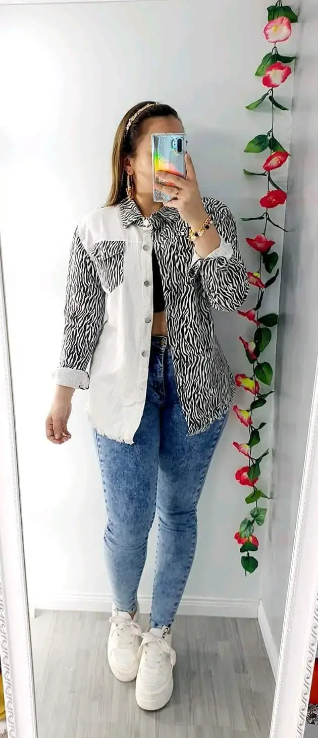 Chaqueta de mezclilla con estampado animal print - 5