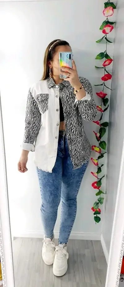 Chaqueta de mezclilla con estampado animal print - miniatura 5