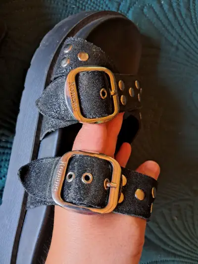 Sandalias Romano negras con hebillas y tachas - miniatura 4