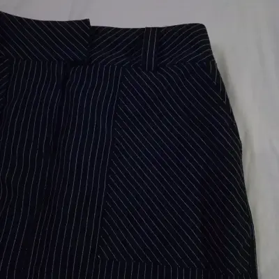 Falda a rayas negra elegante - miniatura 4