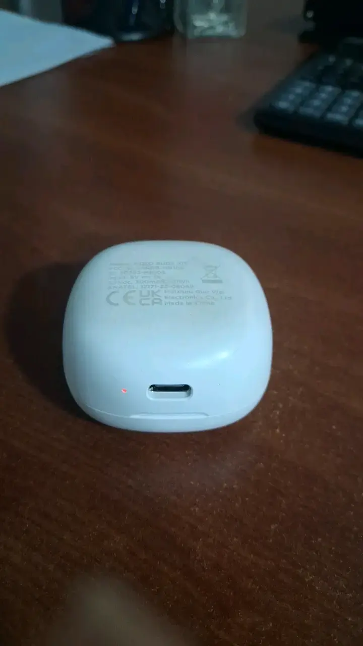 Audífonos inalámbricos Motorola blancos - 3