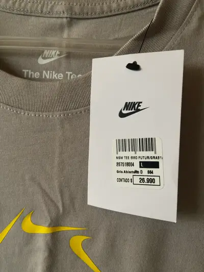 Polera Nike nueva con etiqueta talla L - miniatura 4