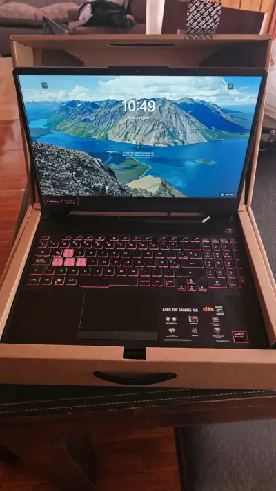 Laptop ASUS TUF Gaming A15 Ryzen 7 - miniatura 1