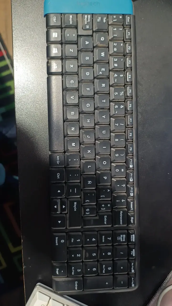 Teclado inalámbrico Logitech compacto negro