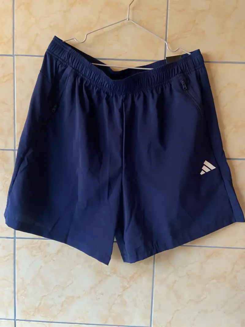 Shorts deportivos Adidas azul marino - 1