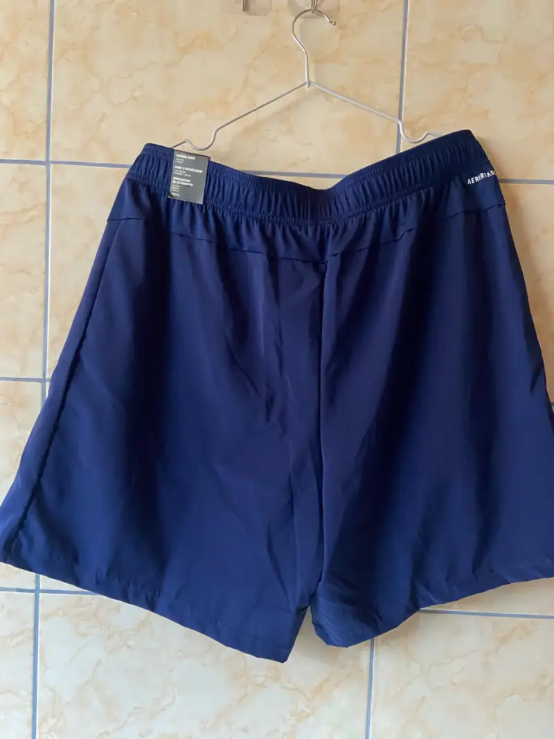 Shorts deportivos Adidas azul marino - 2