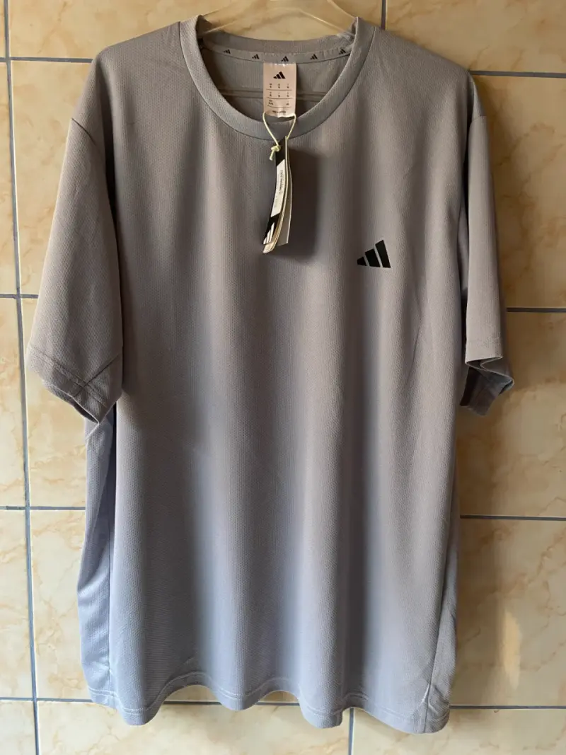 Polera Adidas gris nueva talla XL - 2