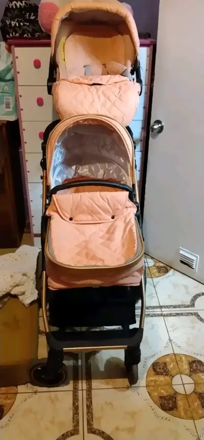 Coche de bebé con silla desmontable - miniatura 3